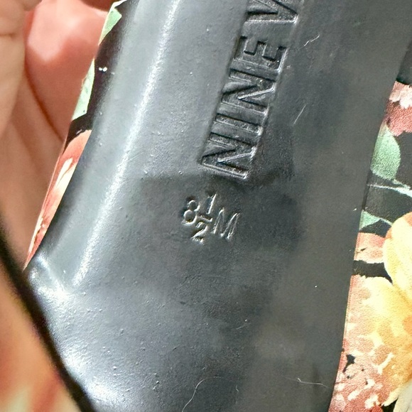 Nine West JACKPOT Floral Pumps, Size 8.5 NWOB 🌸 - Picture 8 of 8